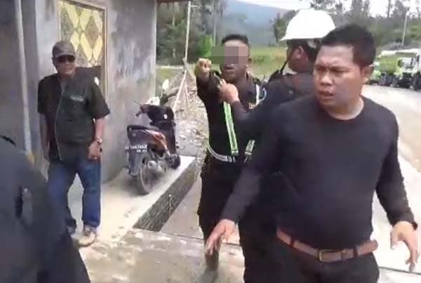 oknum_sekuriti_pt_nusantara_hidrotama_dilaporkan_ke_polres_taput_diduga_halangi_tugas_wartawan