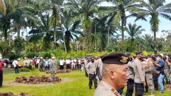 okupasi_ptpn_iii_di_kawasan_siantar_sitalasari_dikawal_906_personel_gabungan