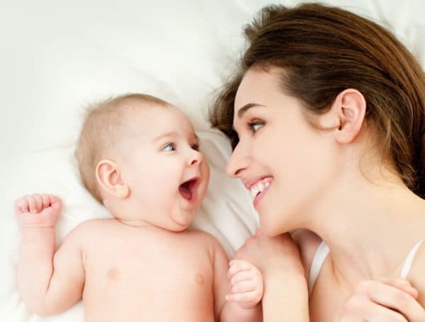 otak_ibu_dan_bayi_lebih_selaras_saat_ibu_bahagia_dan_ini_manfaatnya