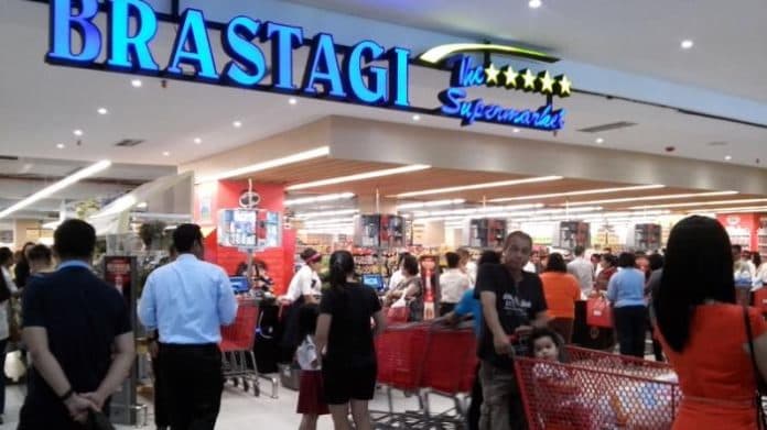 pagi_ini_seluruh_karyawan_brastagi_supermarket_gatot_subroto_ditest_cepat