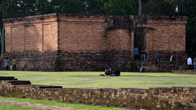 pandemi_perayaan_waisak_di_candi_muarajambi_ditiadakan