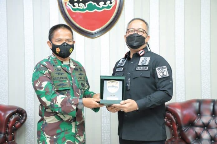 pangdam_ibb_terima_audiensi_kepala_kantor_imigrasi_kelas_i_khusus_tpi_medan