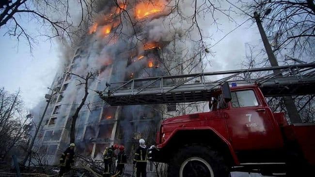 pangkalan_militer_ukraina_diserang_rusia_puluhan_pasukan_tewas