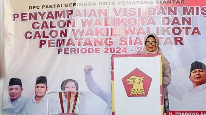 paparkan_visi_misi_bacalon_dari_partai_gerindra_dr_susanti_sampaikan_capaian_pemko_siantar_dengan_lugas