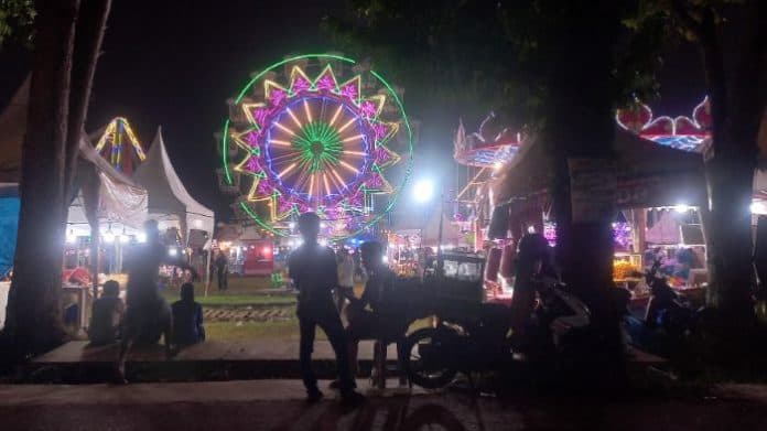 pasar_malam_di_marendal_bawa_berkah_bagi_pedagang
