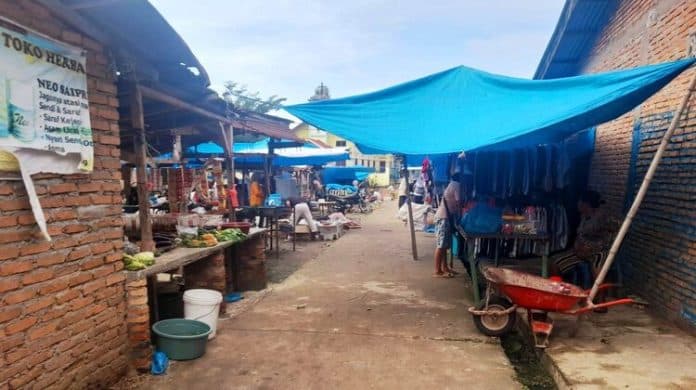 pasar_pokan_baru_makin_sepi_pembeli_pedagang_kerap_merugi