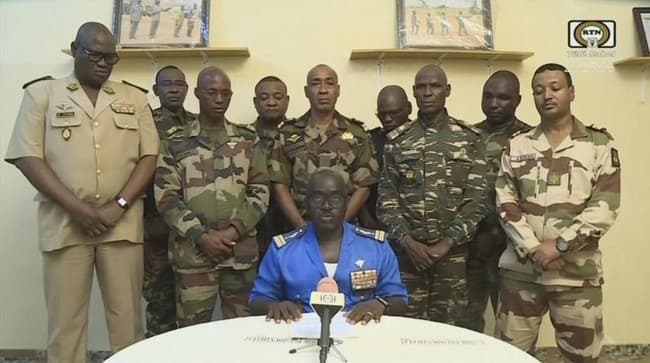 pasca_penahanan_presiden_bazoum_5_menteri_ditangkap_junta_militer_niger