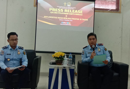 paspor_berlaku_10_tahun_kanim_tba_buka_layanan_sabtu_minggu