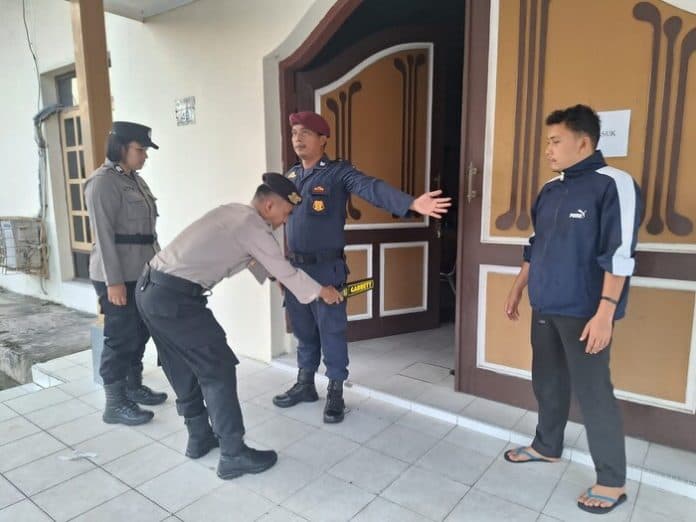 pastikan_rapat_pleno_kondusif_polres_sibolga_gunakan_sistem_sra