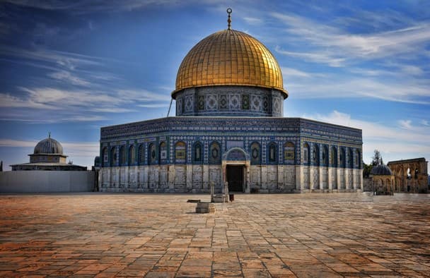 pasukan_israel_perintahkan_kota_kota_di_dekat_masjid_al_aqsa_untuk_dihancurkan