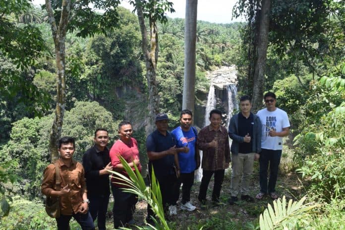 pd_agromadear_dan_dlh_gali_potensi_pltmh_di_simalungun