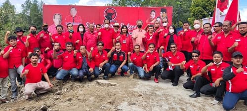 pdip_humbahas_bangun_kantor_sarma_hutajulu_jadikan_ini_sebagai_rumah_rakyat