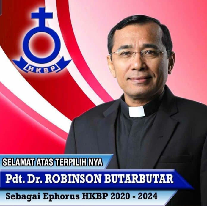 pdt_dr_robinson_butarbutar_terpilih_menjadi_ephorus_hkbp_2020_2024