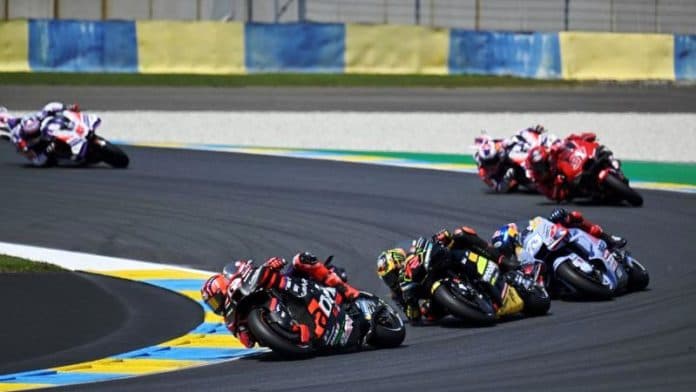 pebalap_vinales_ungkap_penyebab_insiden_kontak_di_motogp_prancis