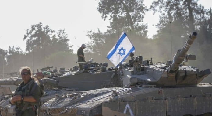 pecahan_peluru_tank_israel_lukai_tujuh_orang_di_mesir