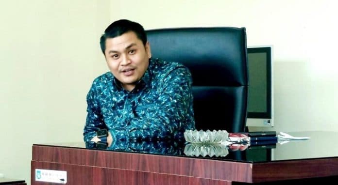 pecat_siswa_tanpa_surat_peringatan_disdikbud_medan_didesak_panggil_smp_it_khairul_imam