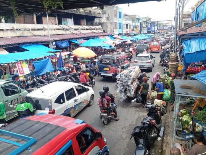 pedagang_gedung_iv_pasar_horas_tolak_direlokasi_ke_eks_rumah_potong_hewan