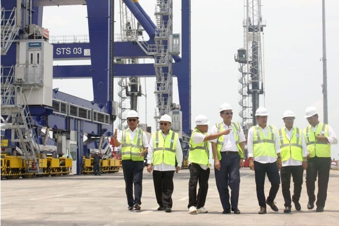 pelabuhan_kuala_tanjung_memulai_debut_pertama_ke_malaysia