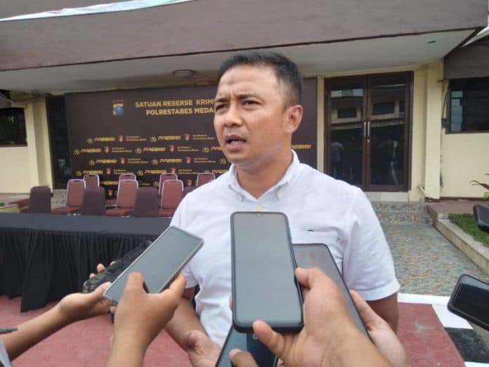 pelaku_sempat_ganti_pakaian_wanita_yang_mayatnya_ditemukan_di_aliran_sungai_denai