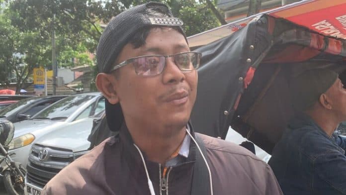 pelaku_tabrak_lari_pakai_fortuner_di_medan_diduga_oknum_polisi