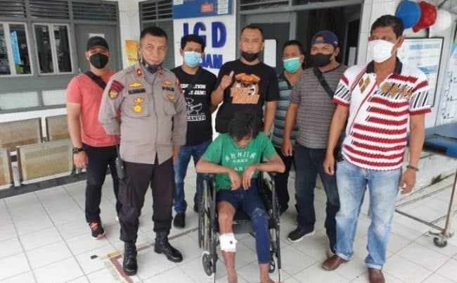 pelaku_tindak_kekerasan_dalam_angkot_ditembak_polisi