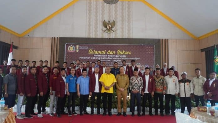pelantikan_imm_bupati_langkat_berharap_pengurus_jadi_teladan