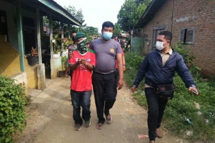 pembacok_penarik_becak_diamankan_polsek_tanjung_morawa