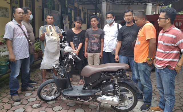 pembegal_motor_pelajar_sma_ditangkap_penadah_masih_di_bawah_umur