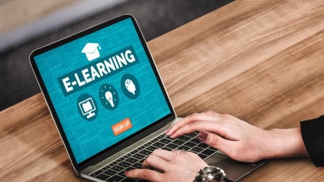 pembelajaran_daring_masih_jadi_tantangan_para_guru_dan_siswa