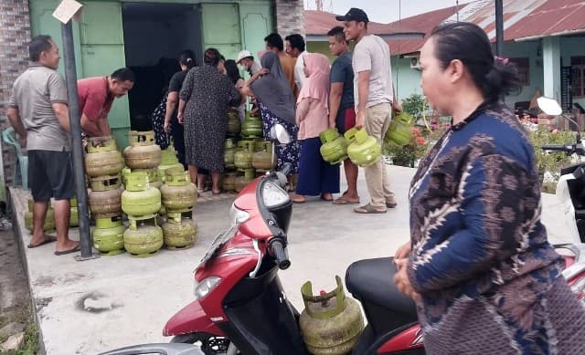 pembelian_gas_elpiji_3_kg_pakai_ktp_pemkab_simalungun_bakal_berkoordinasi_dengan_pertamina