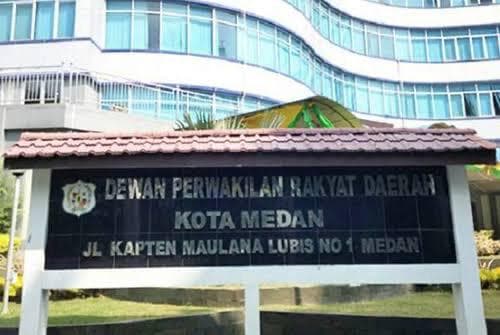 pembentukan_akd_dijadwalkan_minggu_ini_tiga_parpol_tak_kunjung_kirim_komposisi_fraksi