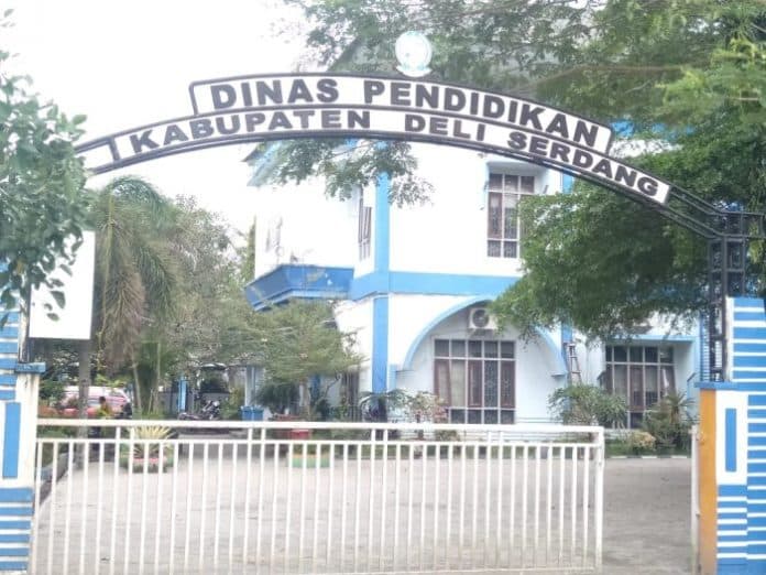 pemberkasan_sertifikasi_guru_di_deli_serdang_dipungli_ratusan_ribu