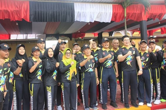 pembukaan_turnamen_voli_marcopolo_cup_piala_dansat_brimob_polda_sumut_terima_kasih_pt_sttc