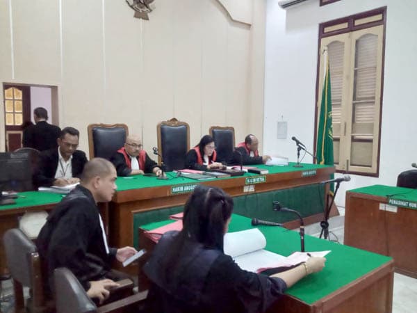 pembunuh_echa_tampubolon_terima_dihukum_13_tahun_penjara