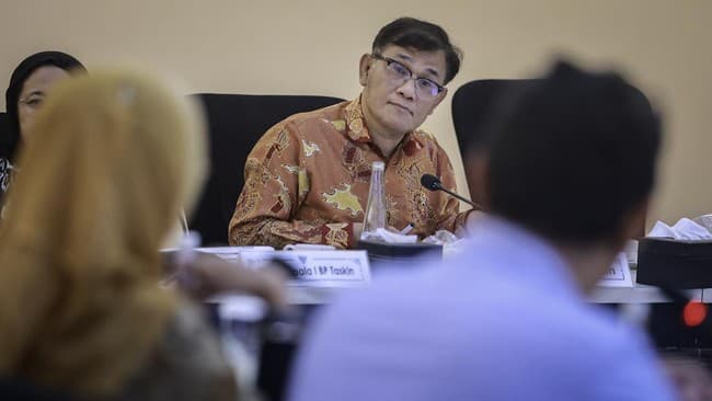 pemerintah_berencana_ubah_skema_bansos_atasi_phk_dan_pengangguran