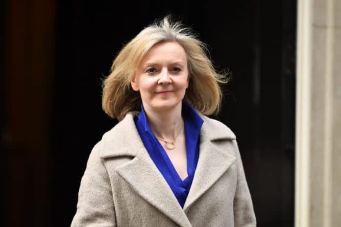 pemerintah_inggris_hadapi_panggilan_soal_peretasan_telepon_liz_truss