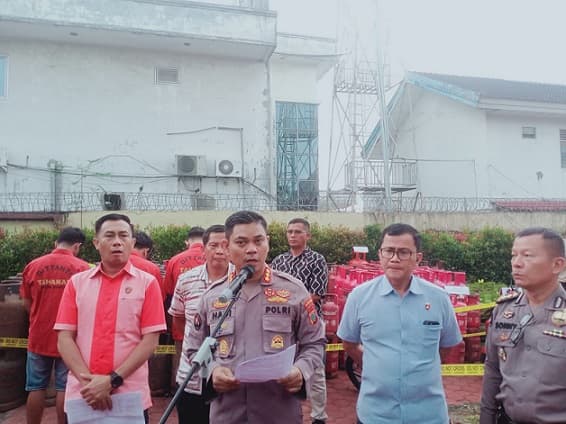 pemilik_pangkalan_gas_elpiji_tak_kunjung_ditemukan_kombes_hadi_masih_tahap_penyelidikan
