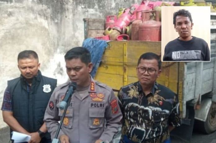 pemilik_pangkalan_pengoplos_elpiji_di_medan_sunggal_menyerahkan_diri_ke_polda_sumut