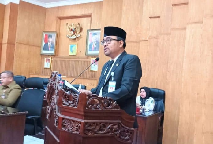 pemkab_batu_bara_ajukan_r_papbd_2022_dengan_defisit_rp20344_m