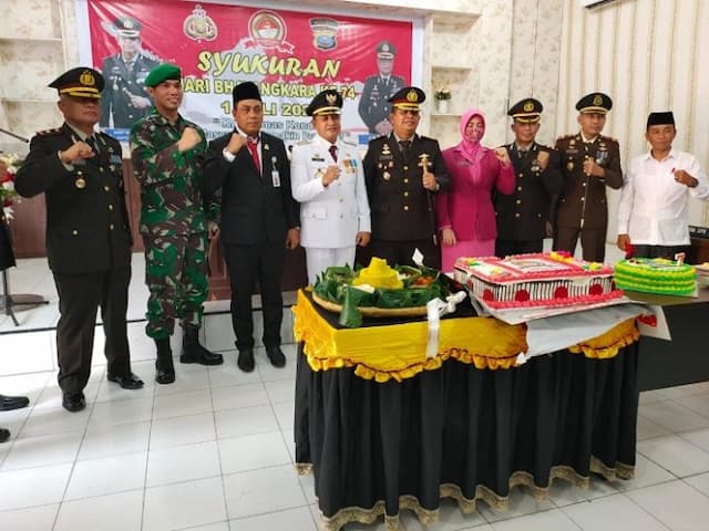 pemkab_dan_polres_batu_bara_syukuran_hut_bhayangkara