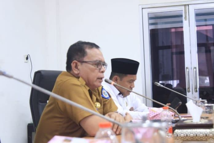 pemkab_labuhanbatu_gandeng_pt_kal_berangkatkan_calon_jemaah_haji_ke_medan