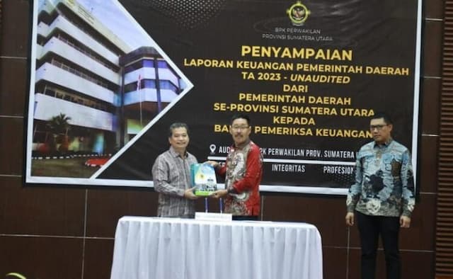 pemkab_labusel_serahkan_lkpd_unaudited_tahun_2023