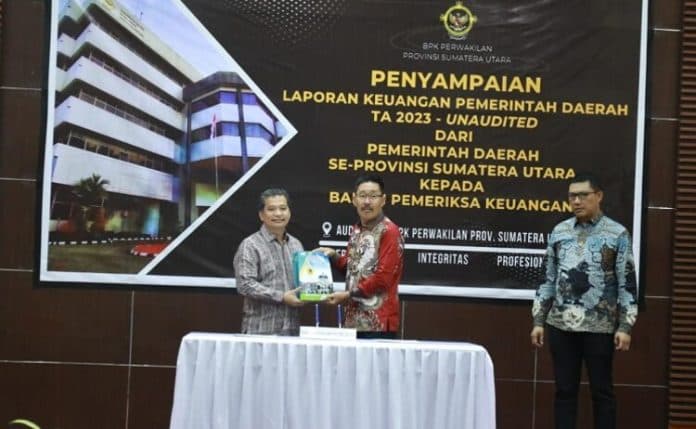 pemkab_labusel_serahkan_lkpd_unaudited_tahun_2023