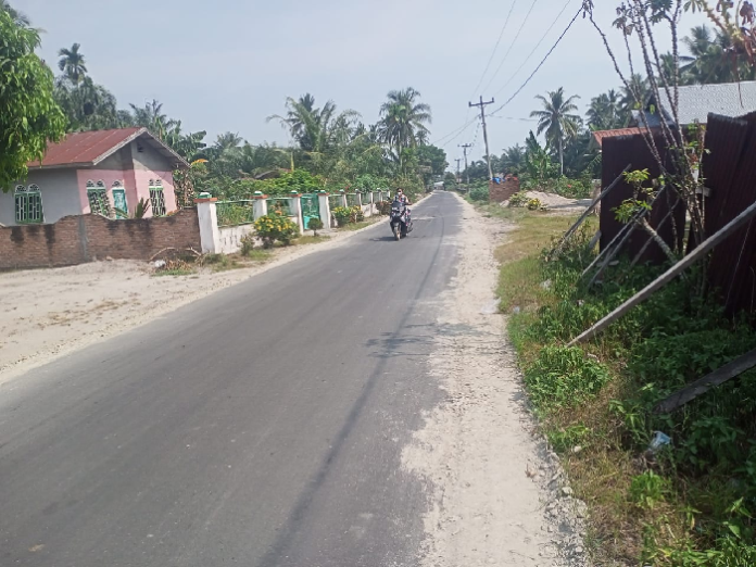 pemkab_sergai_tuntaskan_pembangunan_jalan_aspal_di_teluk_mengkudu