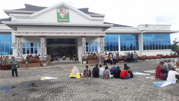 pemkab_simalungun_klaim_sedang_proses_tagihan_proyek_tahun_2021_yang_belum_dibayar