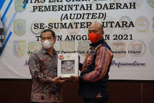 pemkab_taput_raih_opini_wtp_8_kali_berturut_turut
