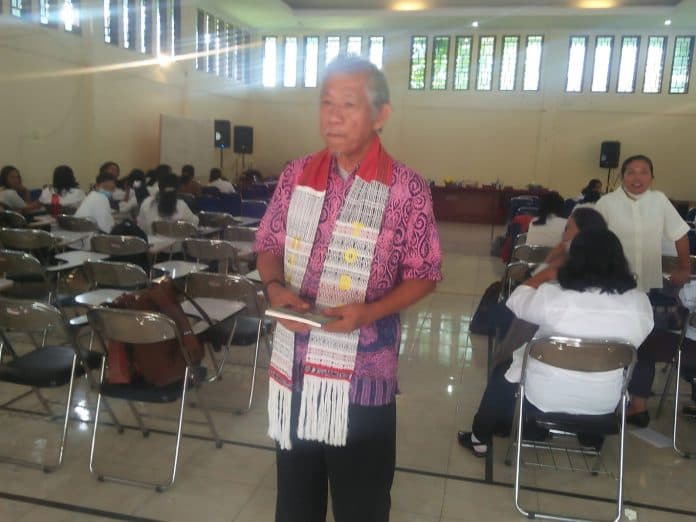 pemkab_toba_dorong_peningkatan_sdm_guru_bidang_studi_bahasa