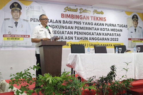 pemko_medan_beri_pembekalan_pns_jelang_usia_pensiun