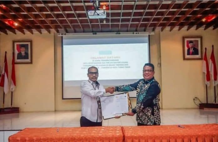 pemko_tebing_tinggi_tandatangani_kesepakatan_bersama_dengan_rsup_h_adam_malik