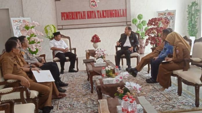 pemkot_bersama_polres_tanjung_balai_dukung_penuh_bnn_sikat_narkoba